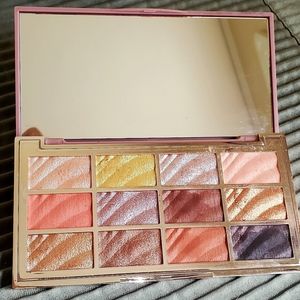 Ciate The Velvet Palette